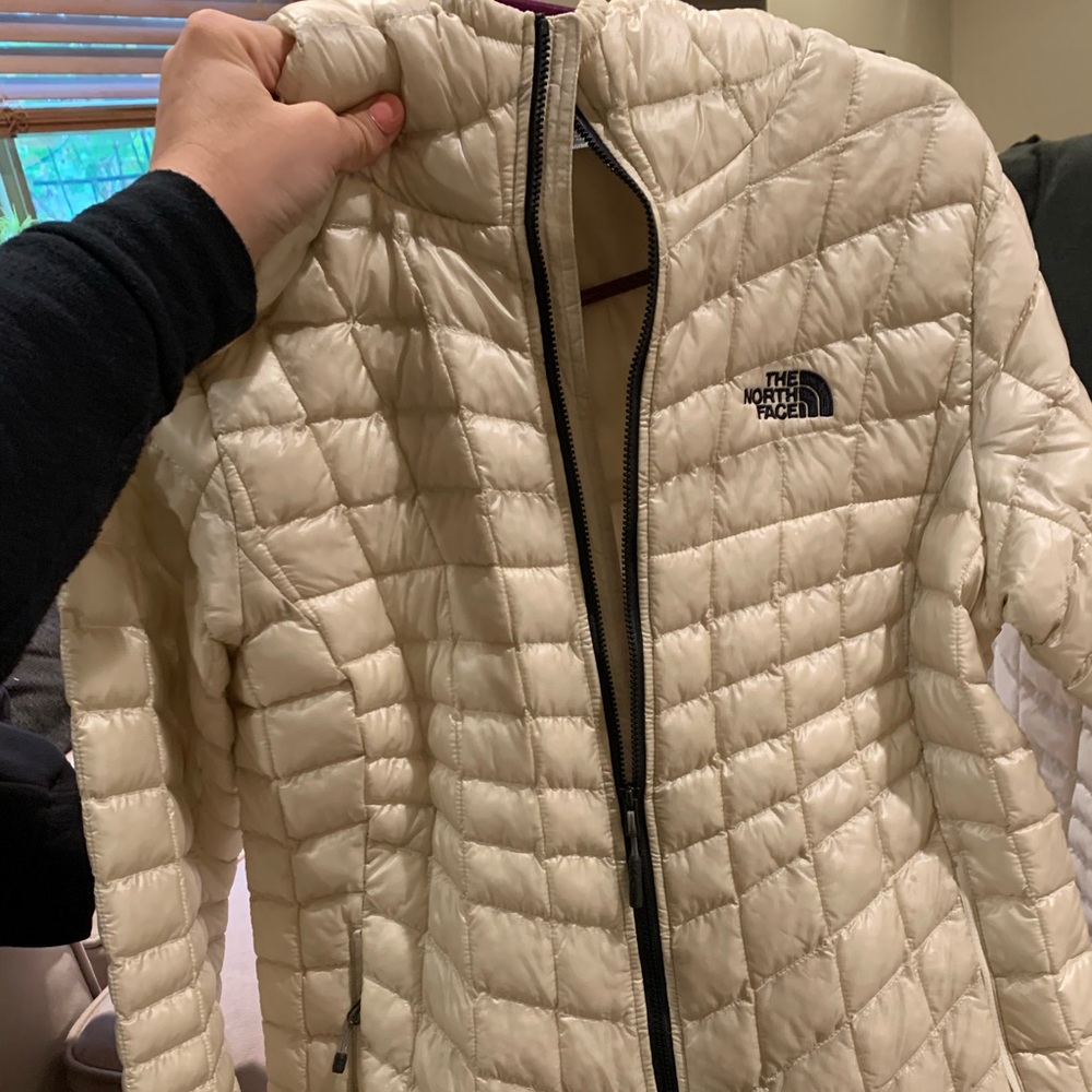 North face women’s insulated jacket
